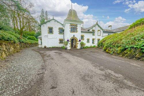 Sewing retreat in Windermere