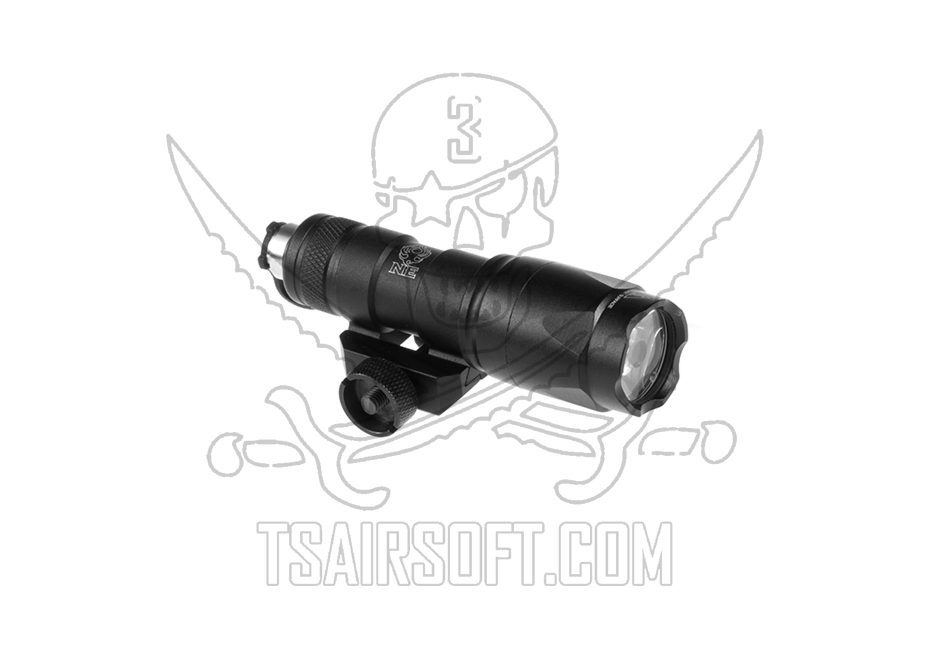 NIGHT EVOLUTION - Mini Lampe M300AA + support + Contacteur Déporté - NOIR -  Heritage Airsoft