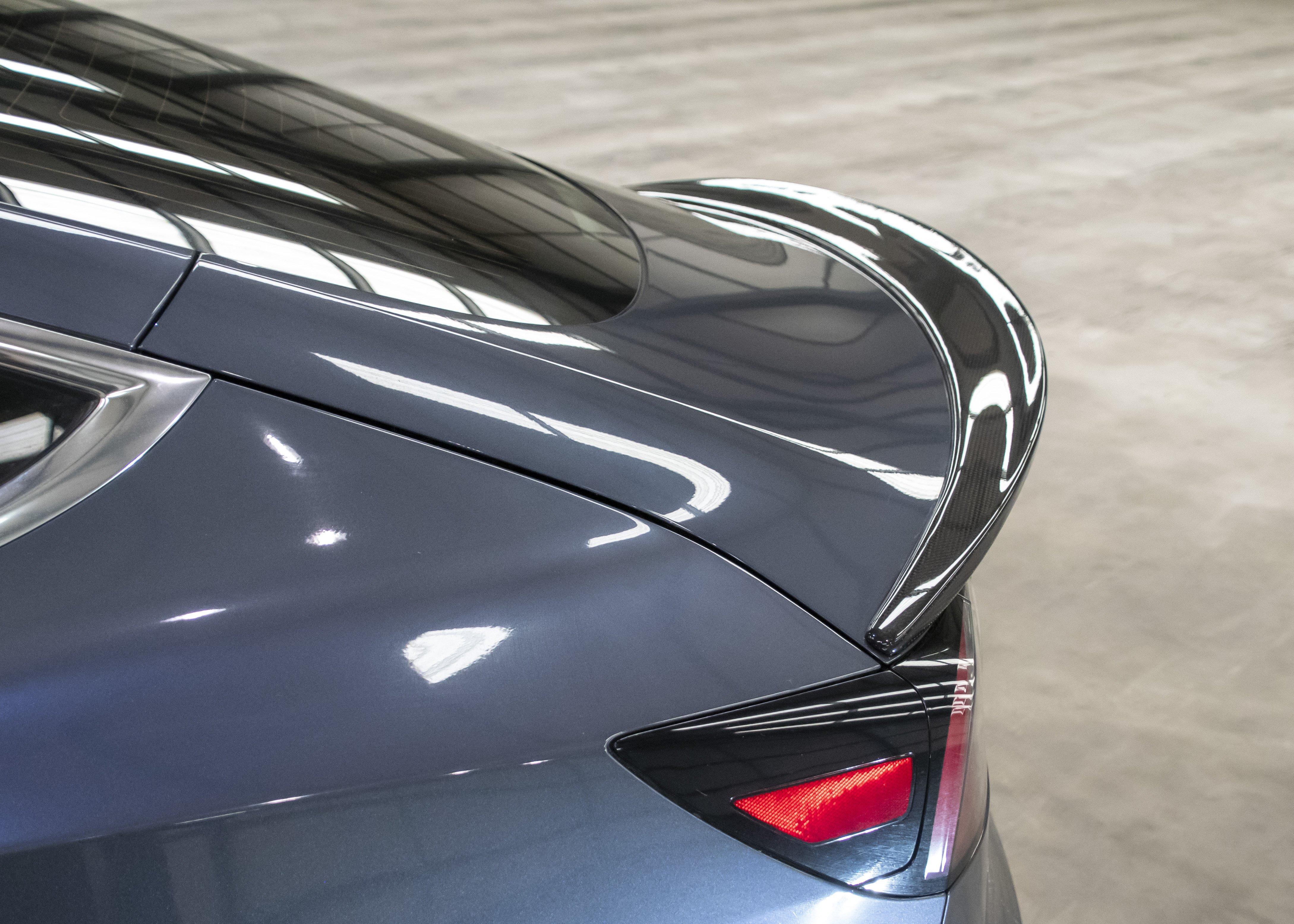 Spoiler Aileron Fibre De Carbone Pour Tesla Model 3 (2017-2023) - Style Performance - Finition Brillante - Léger 280g - Installation Facile