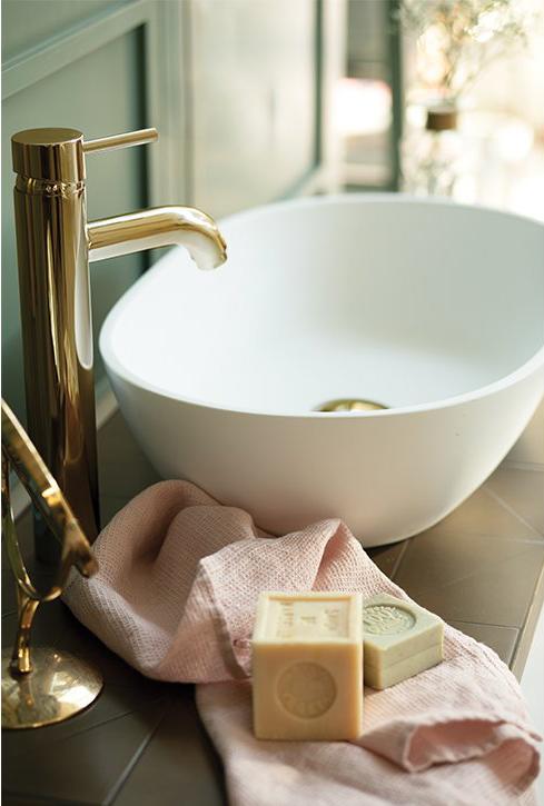 Luxury, Cost-Effective Bathrooms and Accessories
