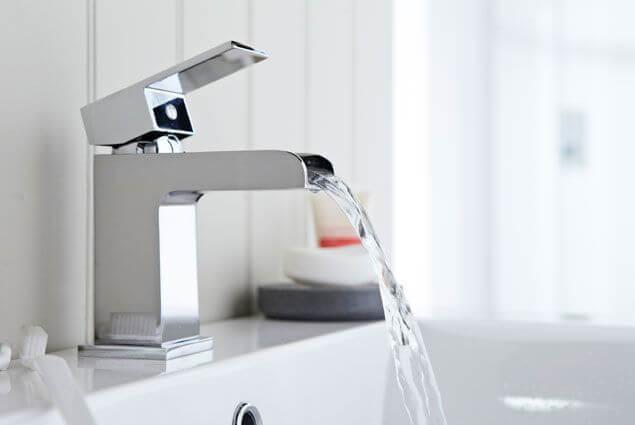 Paffoni Level Chrome Waterfall Basin Mixer Without Waste LES061CR