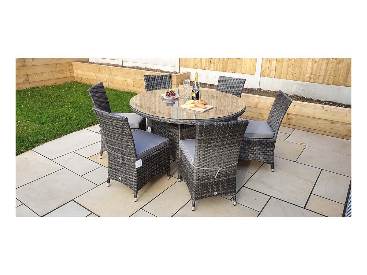 An image of Signature Weave Emily Round Table 135 Dia Garden Furniture