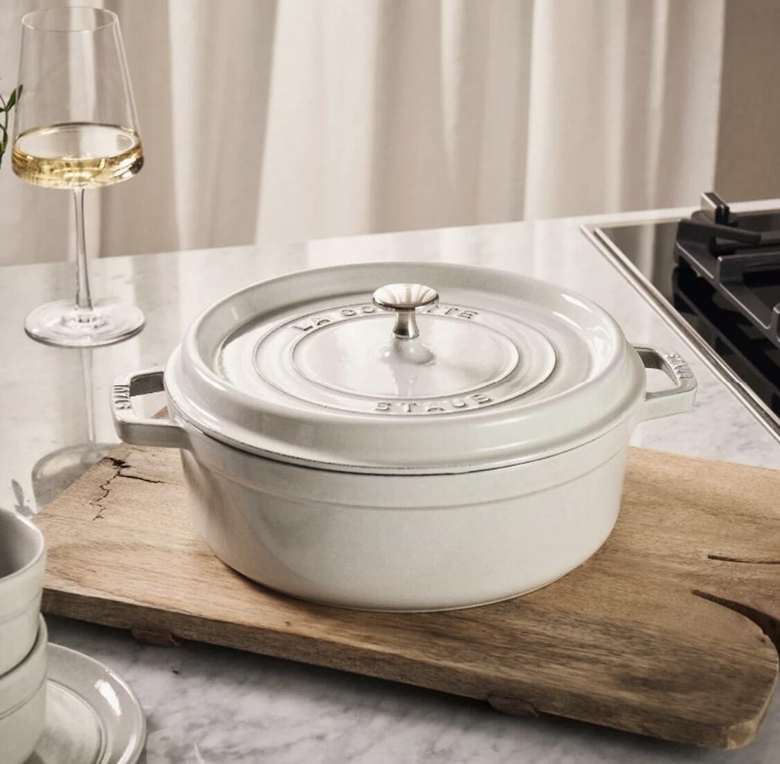 STAUB Shallow Cocotte in White Truffle, 26cm/3.7L