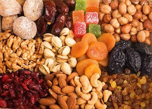 dried kiwi, fried fruit, mixture of dried fruits