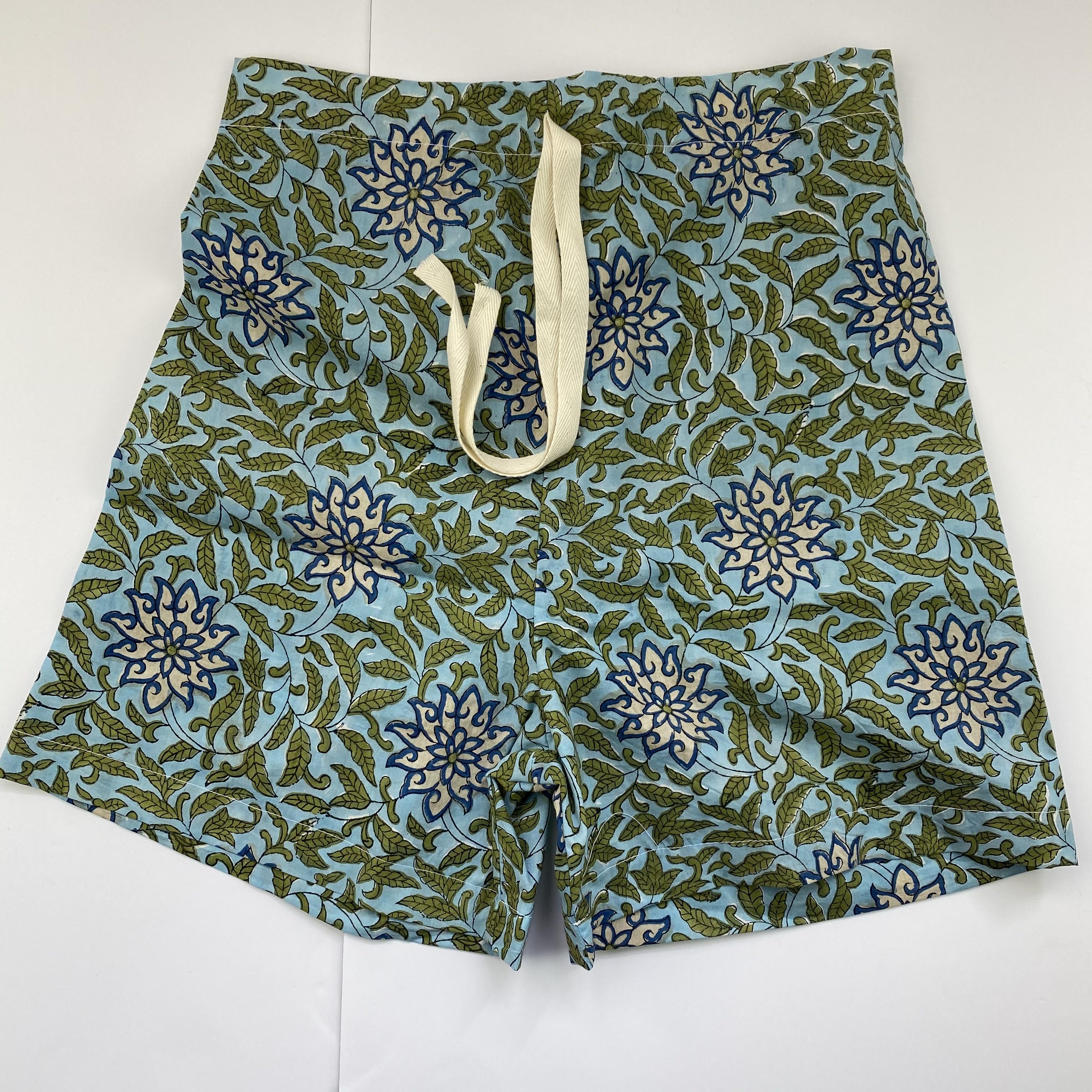 shorts in turquoise starflower printed cotton fabric