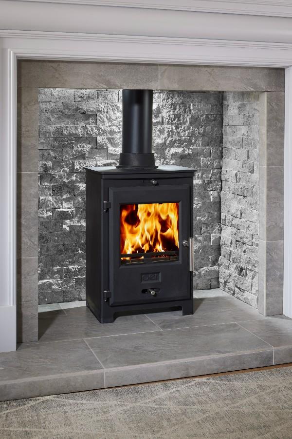 Woodford Chadwick 8 Multi Fuel Stove – Gas & Stoves