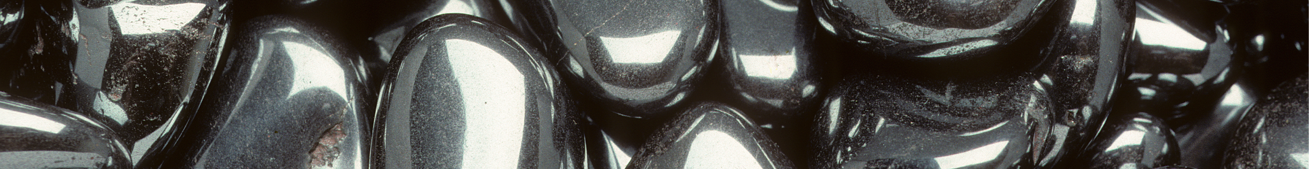 hematite tumbled stones