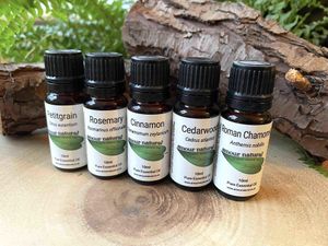 Peppermint Essential Oil 10ml, The Holistic Hamper, online crystal healing shop UK