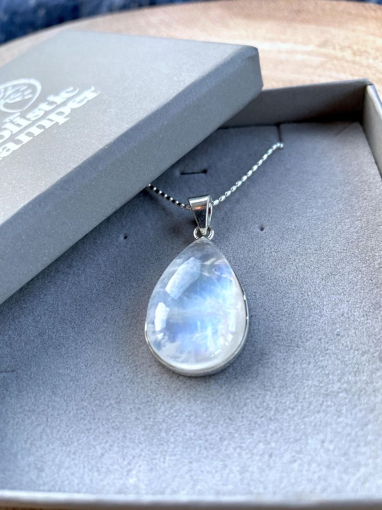 One of a Kind Moonstone Necklace, Rainbow Moonstone Pendant, 925 Sterling  Silver, N… | Sterling silver pendants, Crystal necklace silver, Moonstone  pendant necklace