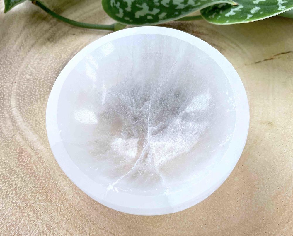 White selenite crystal charging bowl 8cm, healing crystals, The holistic hamper crystal shop