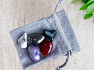 back pain five tumbled stones crystal set with gift bag
