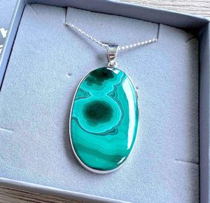 large green oval malachite sterling silver pendant in box