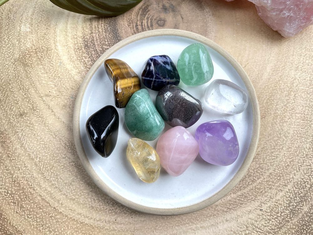 10 Crystal Healing Starter Set for Beginners, The Holistic Hamper, online crystal healing shop UK