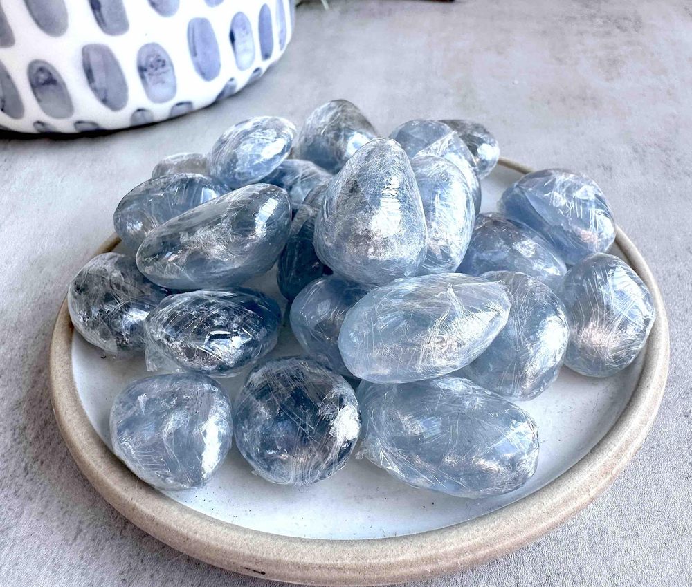 Celestite tumble stones blue on a dish 1.5-2.5 cm