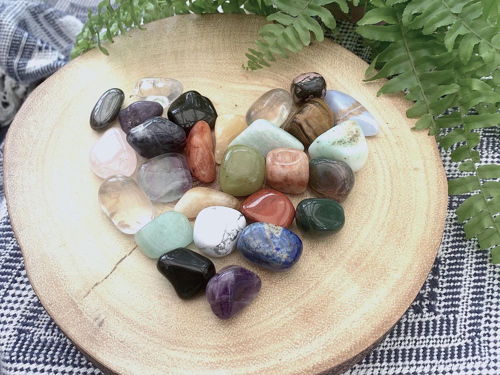 Meditation & Healing Crystals from The Holistic Hamper