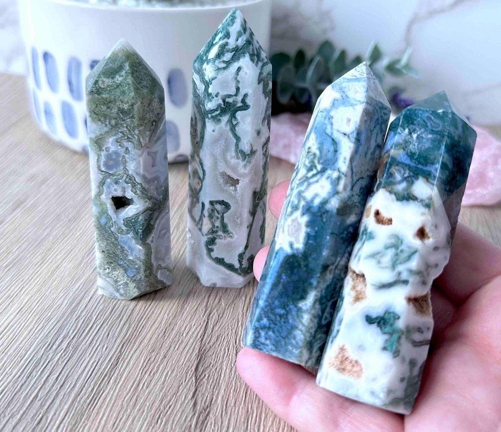 Large Green Moss Agate Tumble-stone for Prosperity and New Beginnings