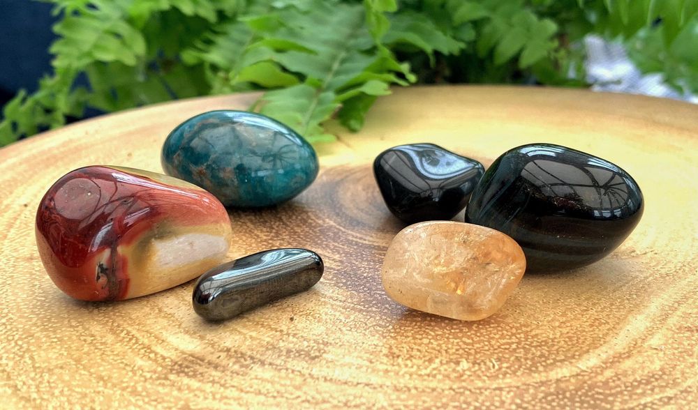 Confidence Boost Crystal Tumble Stone Set, online crystal healing shop UK