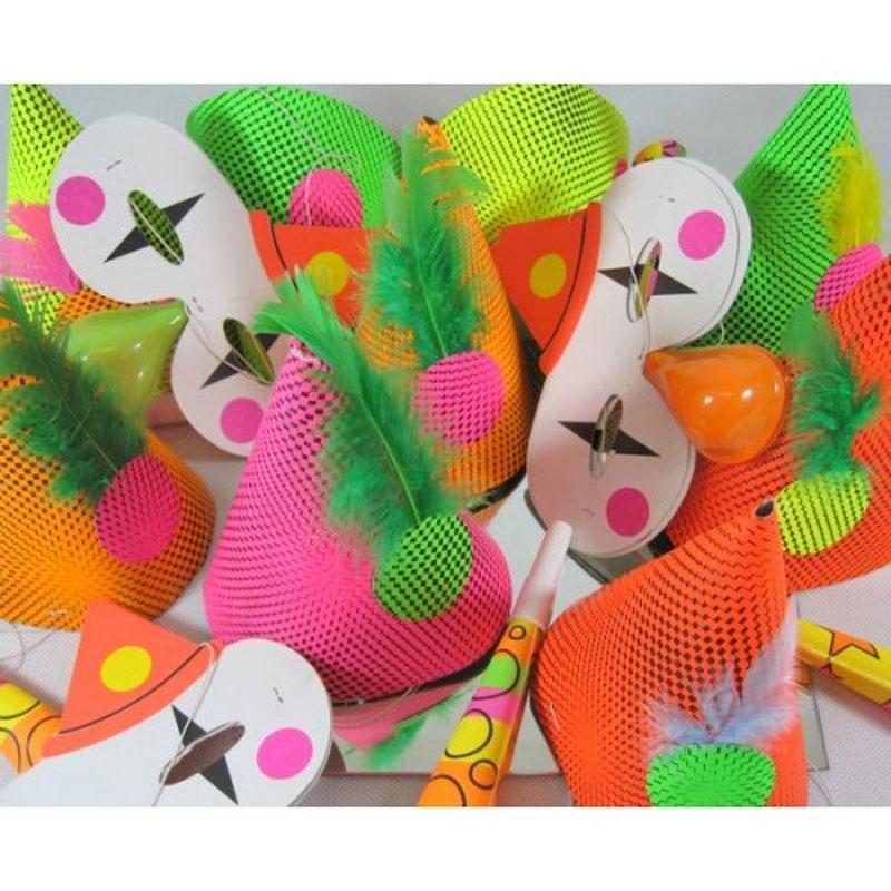 Value Pack of 24pc Party Novelty Bag including hats, blowouts, streamers, masks etc P1878 from Karnival Costumes