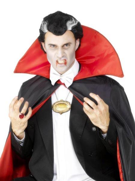Deluxe Count Dracula Medallion