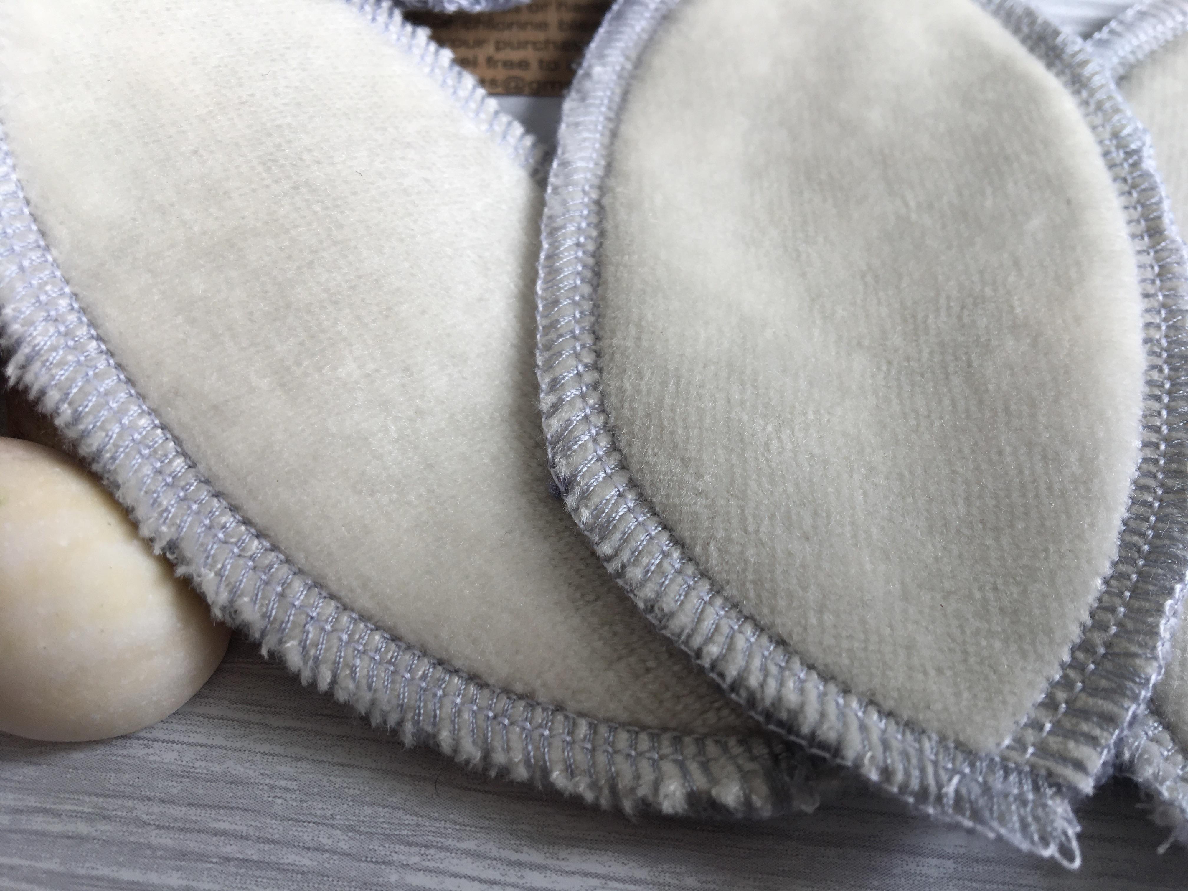 Detail of the organic bamboo face of the interlabial pads with fleece backing