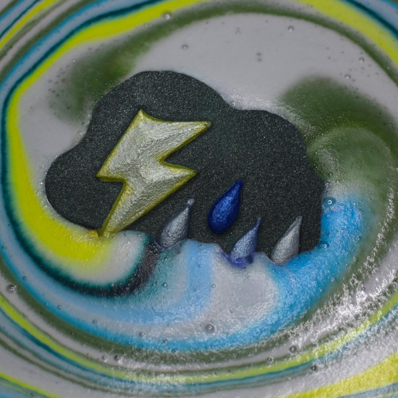 Handmade bath bomb