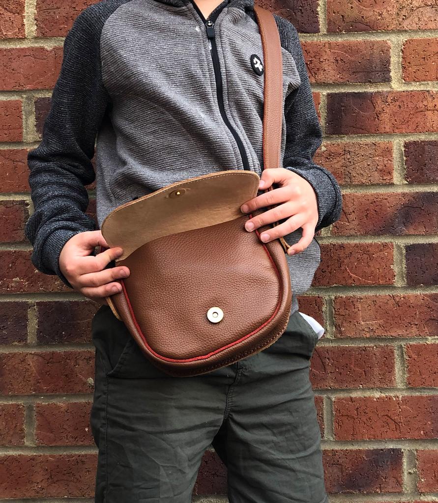 Small Cross-body leather bag