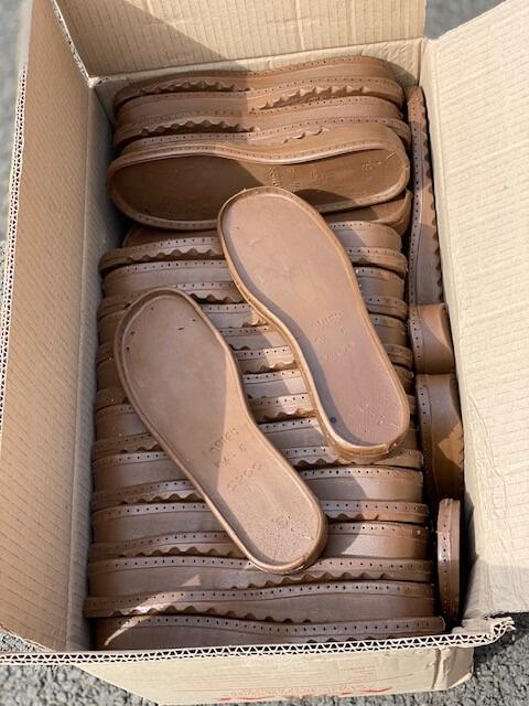 New Ladies soles in brown and black