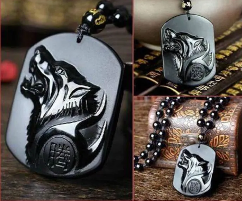 Obsidian wolf clearance pendant