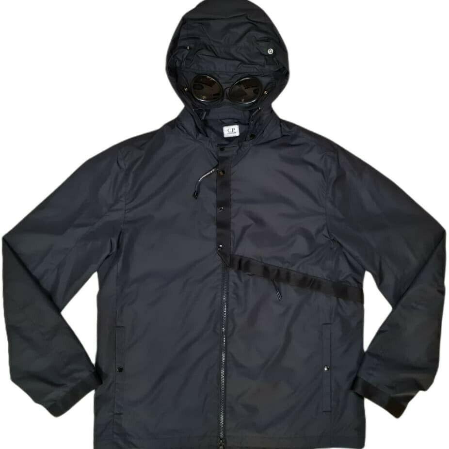 CP Company Black Micro M Goggle Jacket