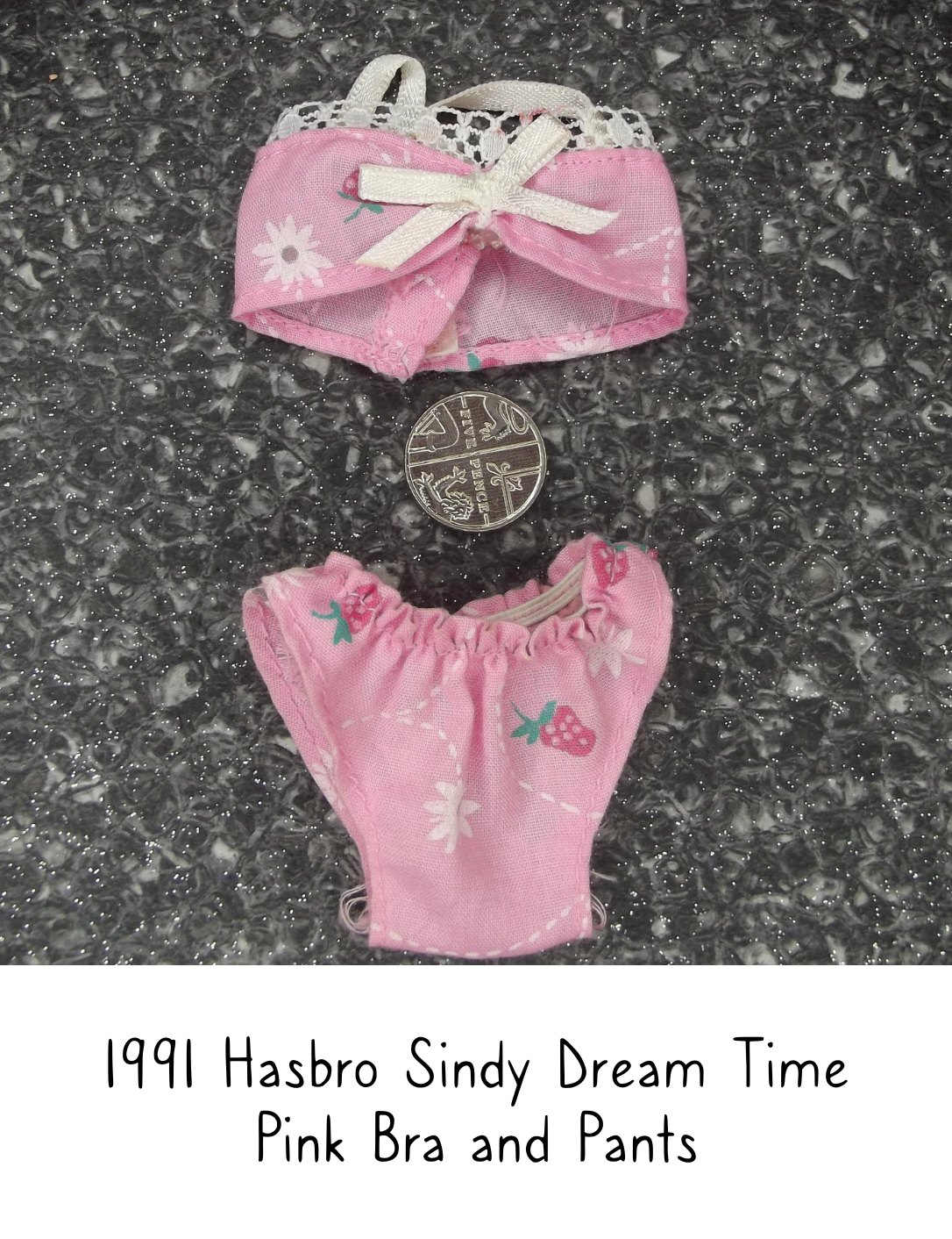 1991 Hasbro Sindy Dream Time Lingerie Collection Pink Bra and Pants