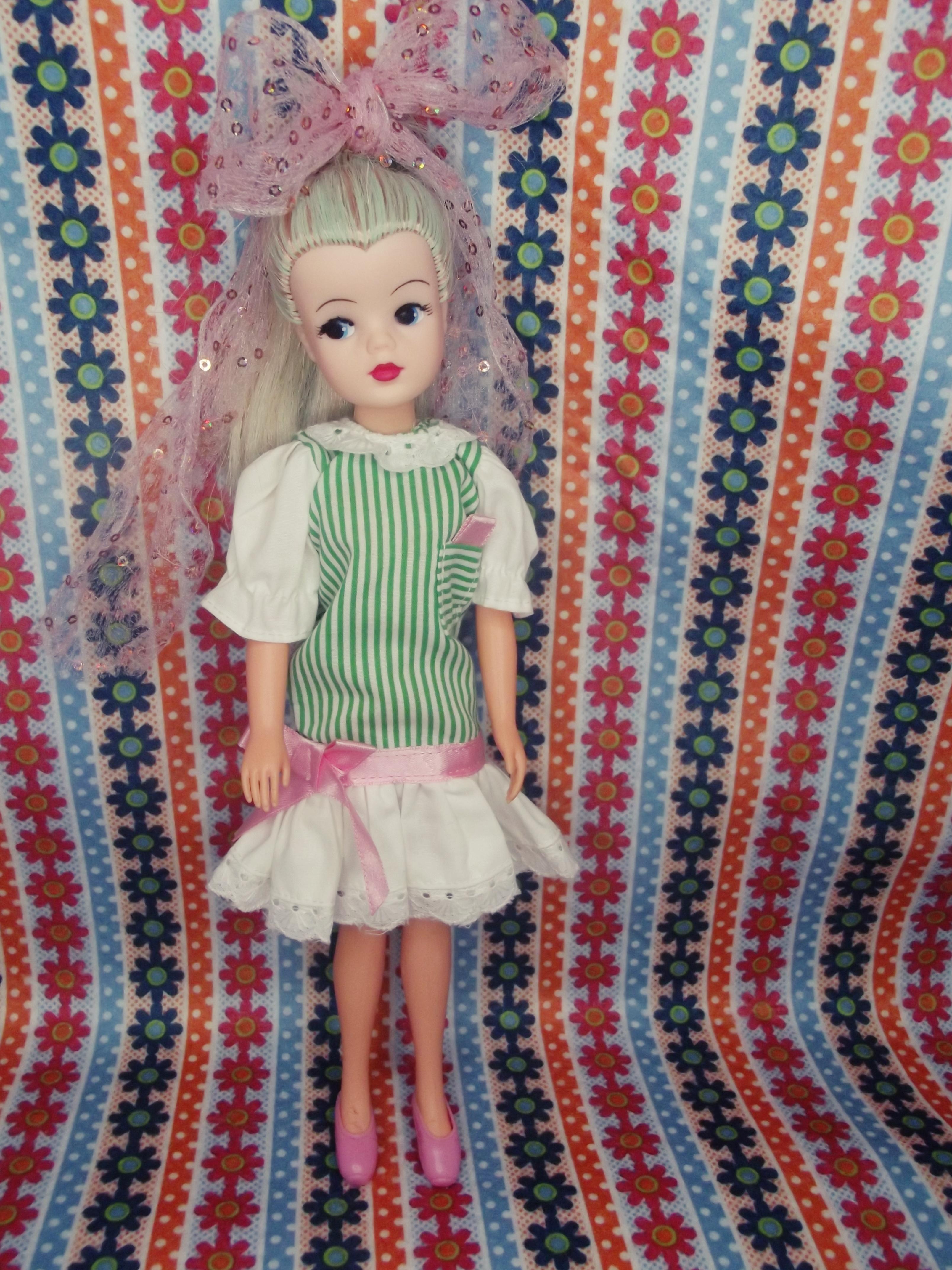 1987 Hasbro Sindy Pretty Girl Dress