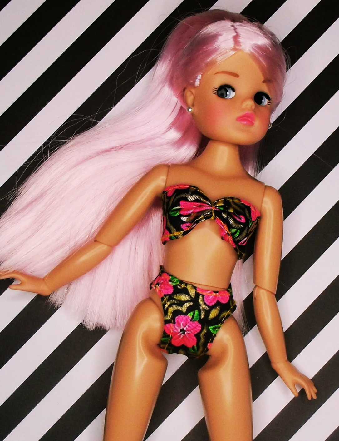 1994 Barbie Tropical Splash Bikini