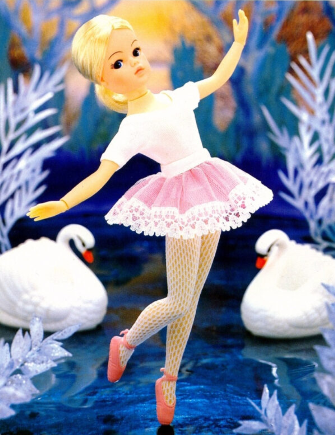 Pedigree Sindy Ballerina Fashion Doll