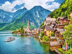 View 2 Ravensburger Hallstadt, Austria Extra Large 500 Piece Jigsaw Puzzle 13687