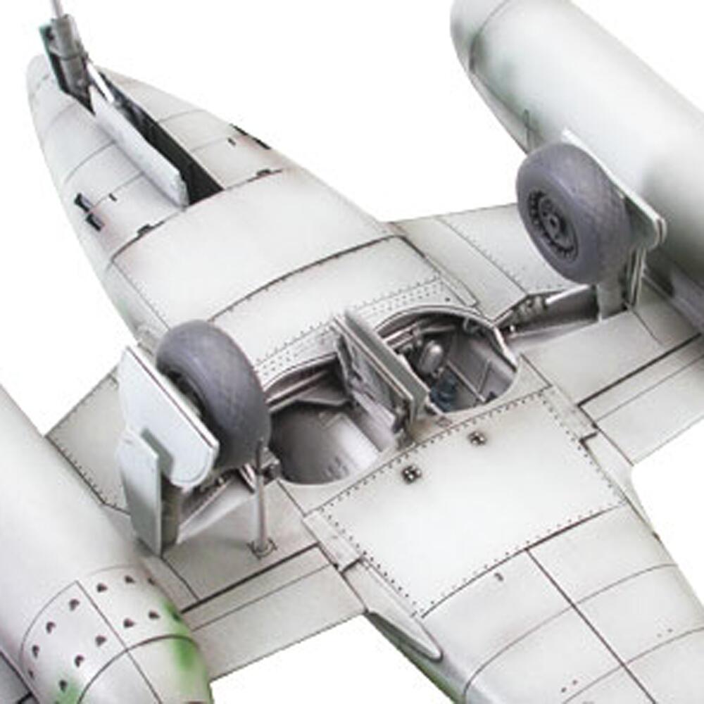 Tamiya German Messerschmitt Me262 A-1a WWII Model Kit Scale 1/48