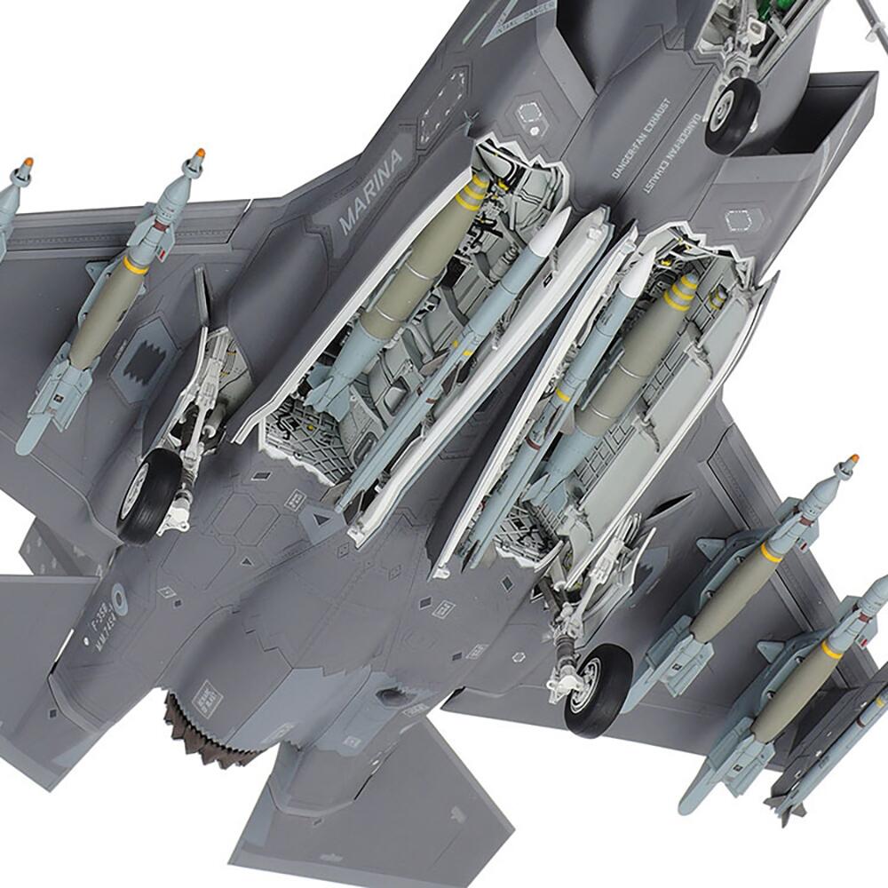 Tamiya Lockheed Martin F-35B Lightning II Aircraft Model Kit Scale 1/48