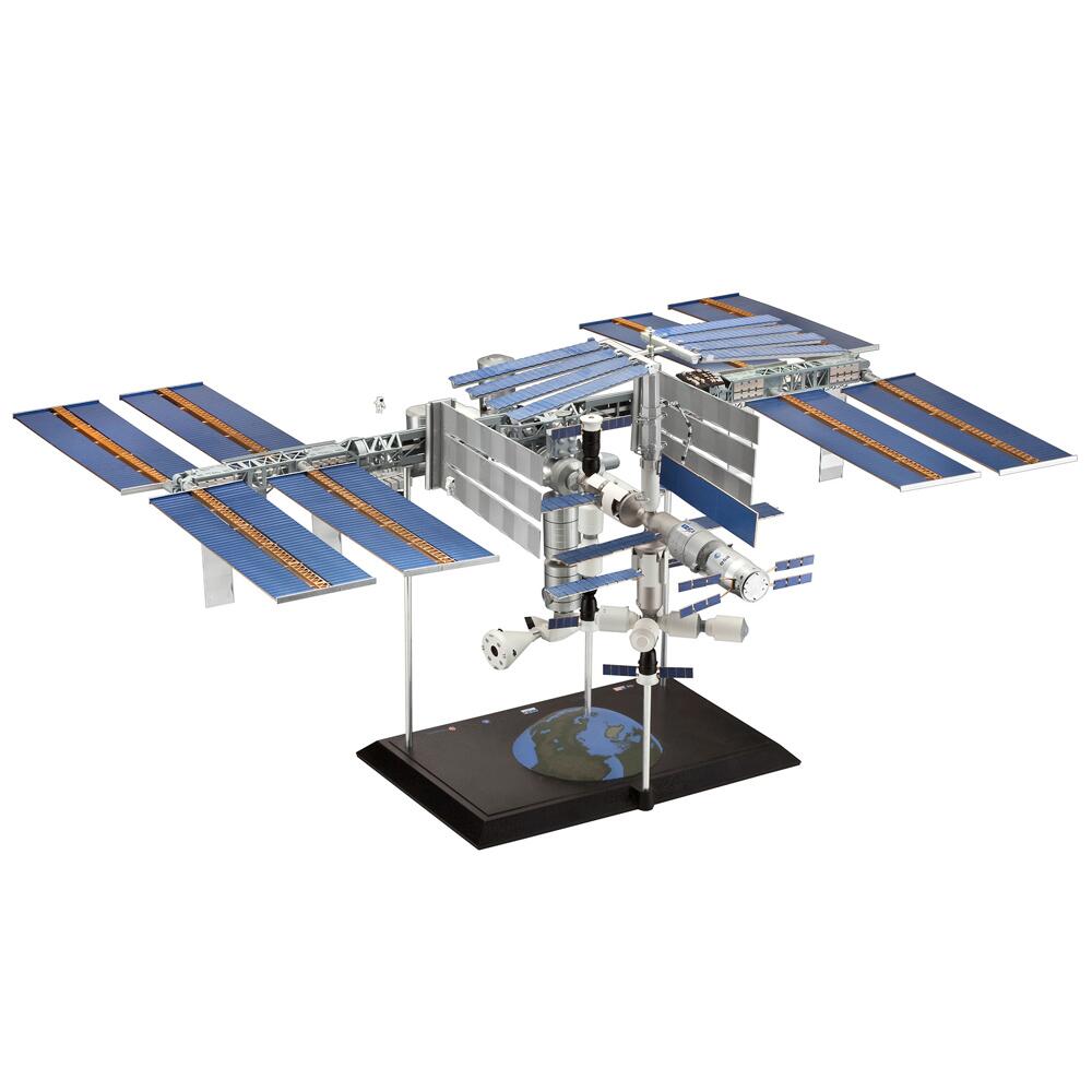 Revell ISS International Space Station Limited Edition Model Kit