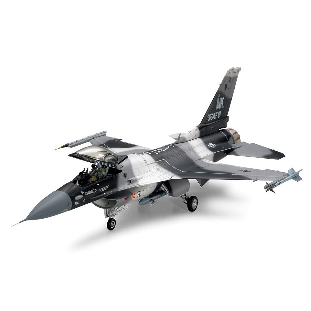 Tamiya F-16 C/N Aggressor/Adversary Military Aircraft Model Kit