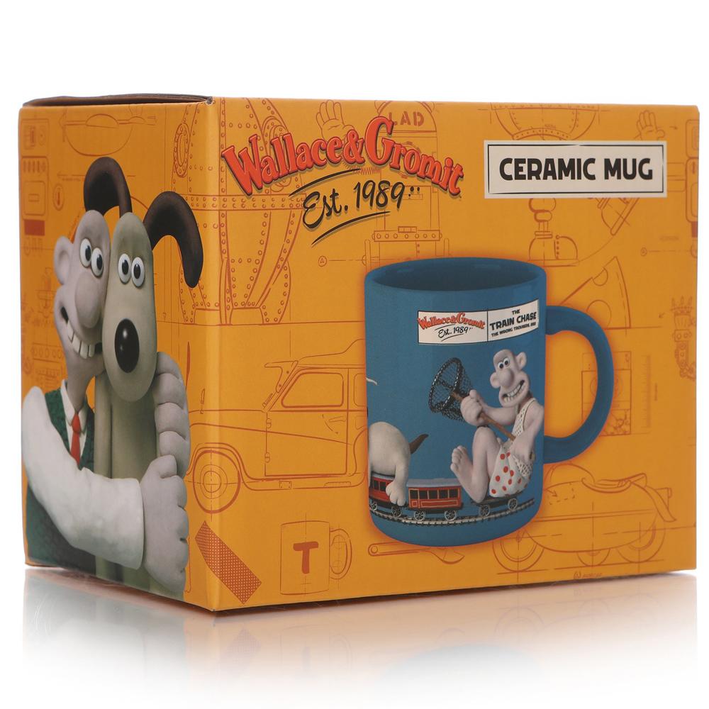 View 4 Wallace & Gromit The Wrong Trousers Train Chase 350ml Ceramic Mug MUGBAA01