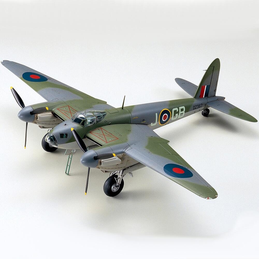 View 2 Tamiya De Havilland Mosquito BMk.IV/PR Mk.IV Model Kit Scale 1:48 61066