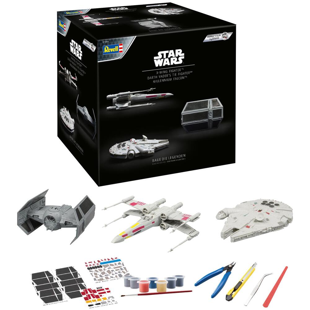Revell Star Wars Advent Calendar 2022 with 3 Space Models for Ages 10+ 01044