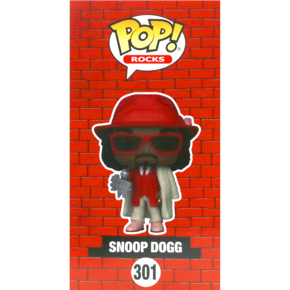 View 4 Funko POP! Rocks Snoop Dogg in Red Hat and Fur Coat Vinyl Figure No 301 69359
