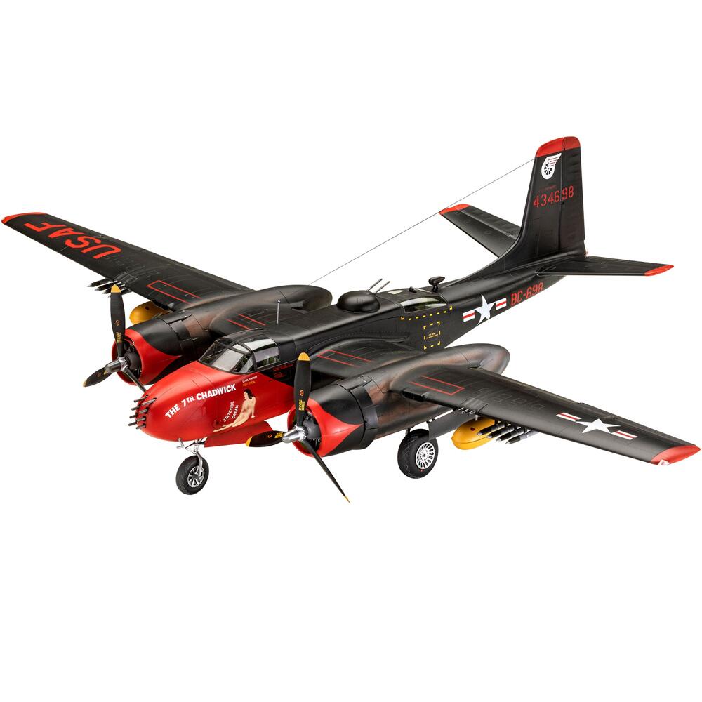 Revell B-26 Invader USAF WWII Military Aircraft Model Kit 32cm Long Scale  1:48
