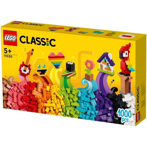 LEGO Classic Lots of Bricks Box Building Set 11030 with 1000 Pieces for ...