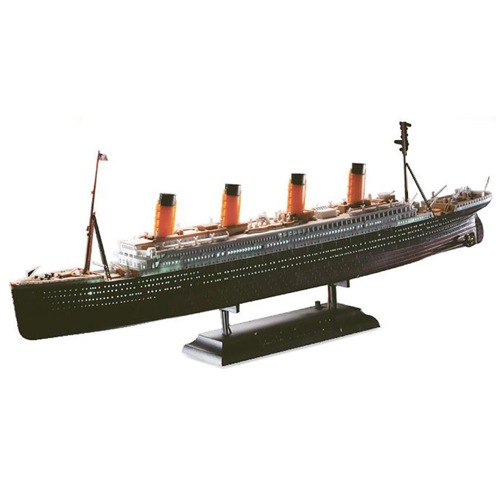 Plastic titanic toy ship discount