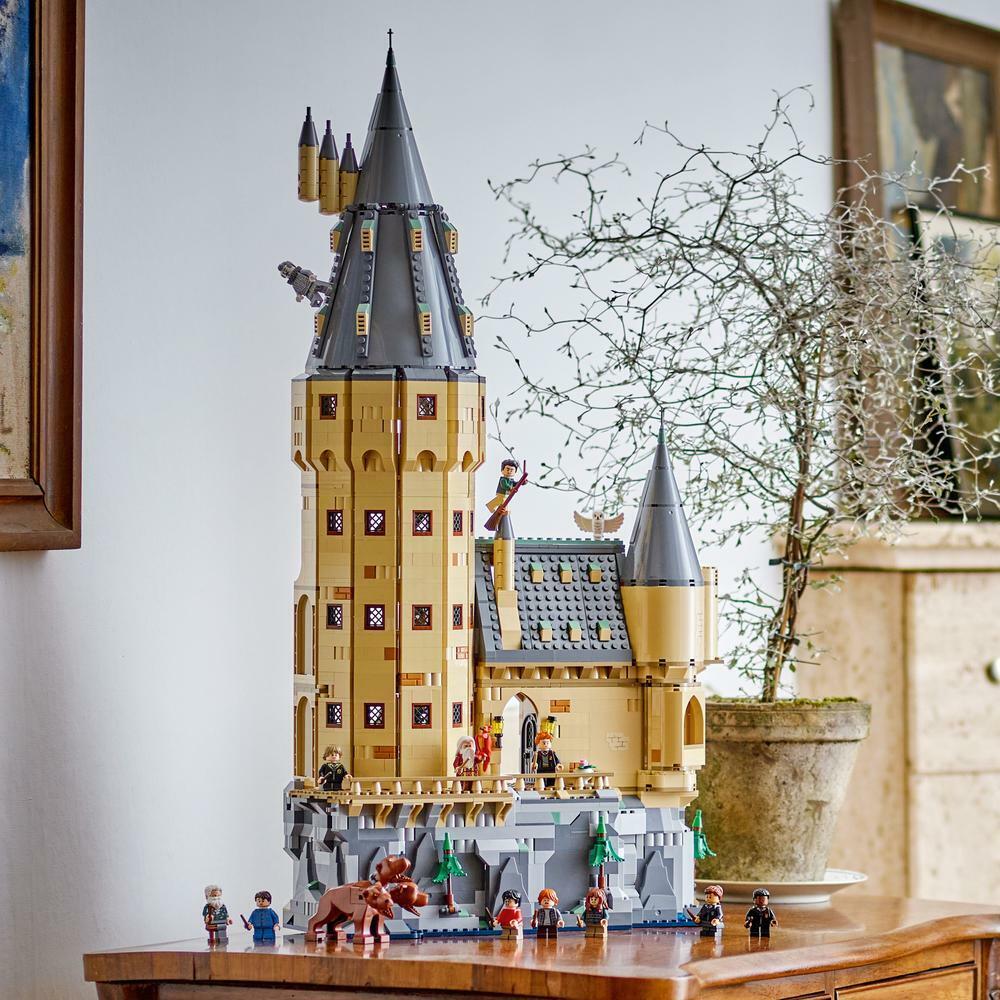 LEGO Harry Potter Hogwarts Castle: The Main Tower