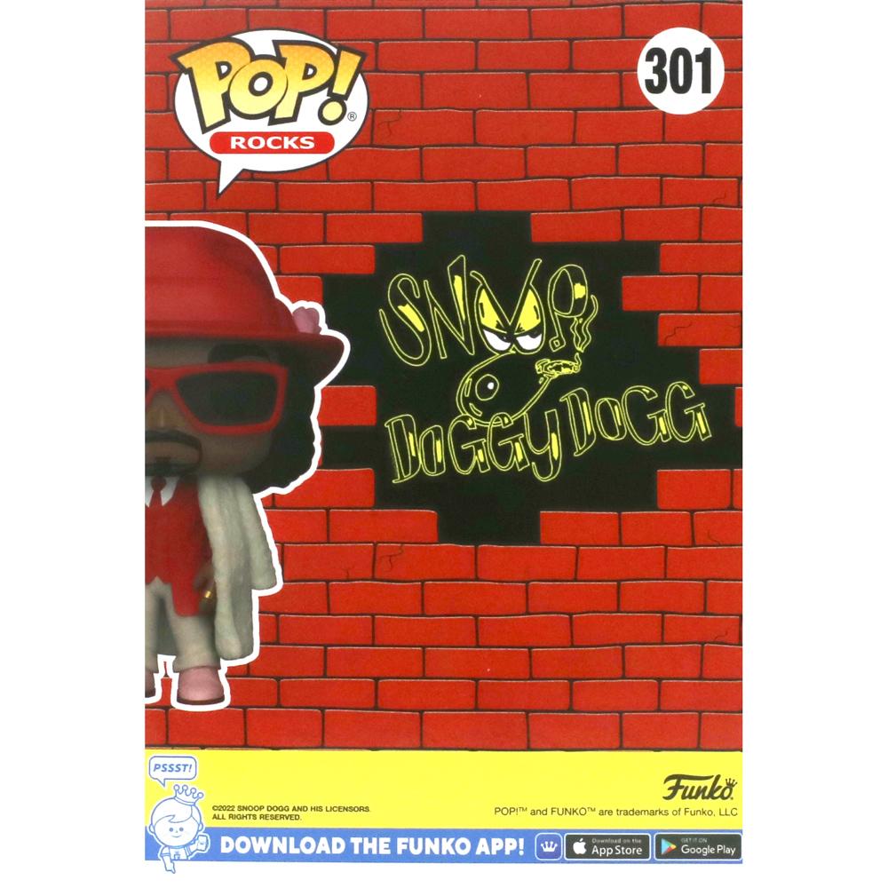 View 5 Funko POP! Rocks Snoop Dogg in Red Hat and Fur Coat Vinyl Figure No 301 69359
