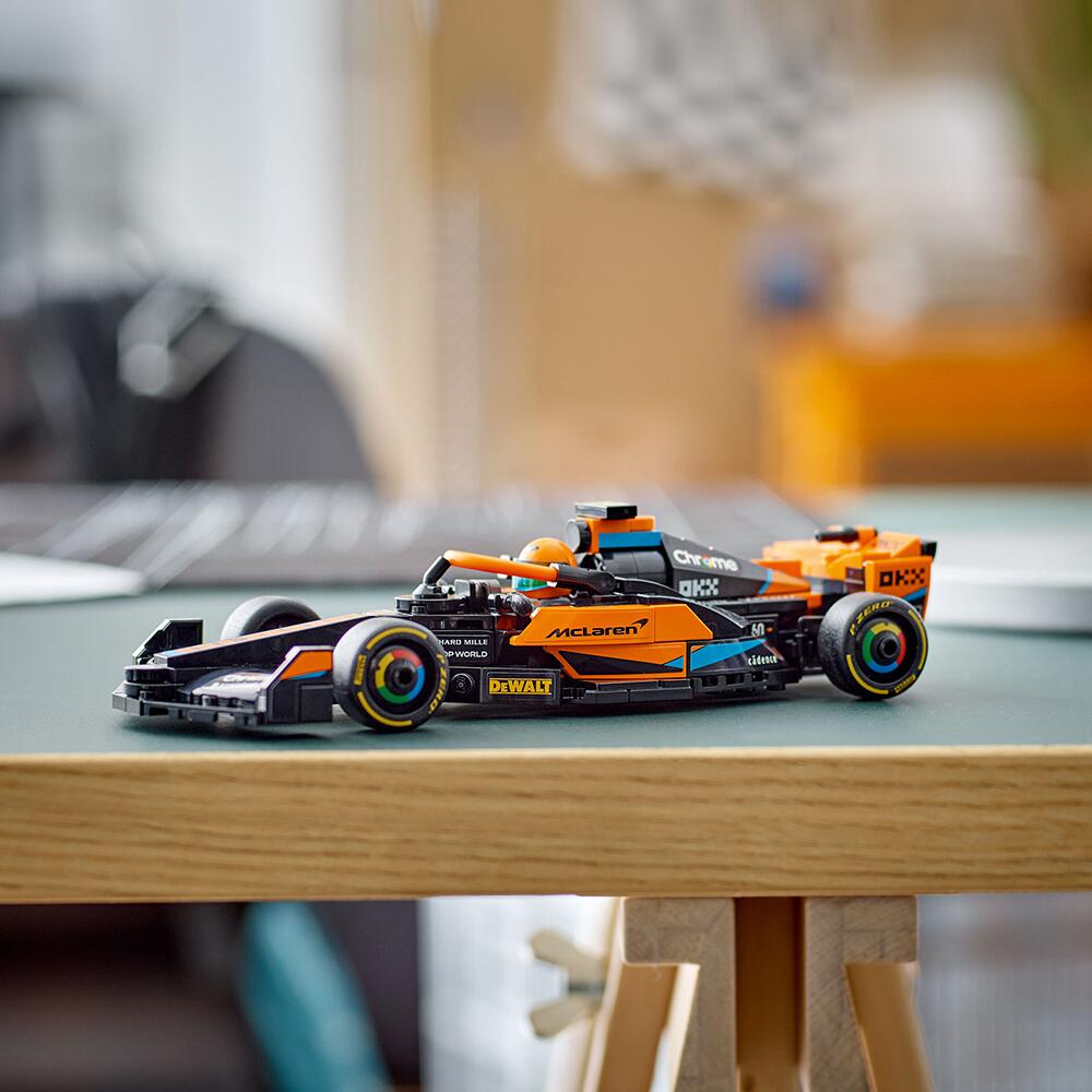 LEGO Speed Champions 2023 McLaren Formula 1 Car 76919