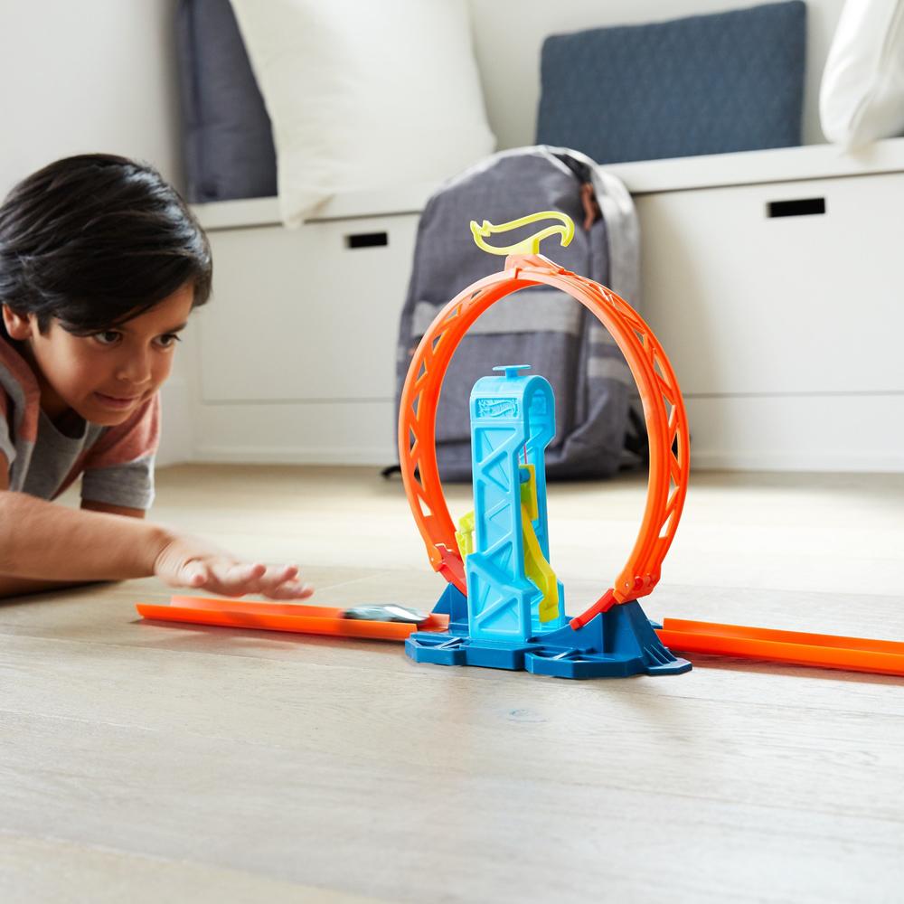 Hot Wheels Track Builder Unlimited Loop Kicker Pack