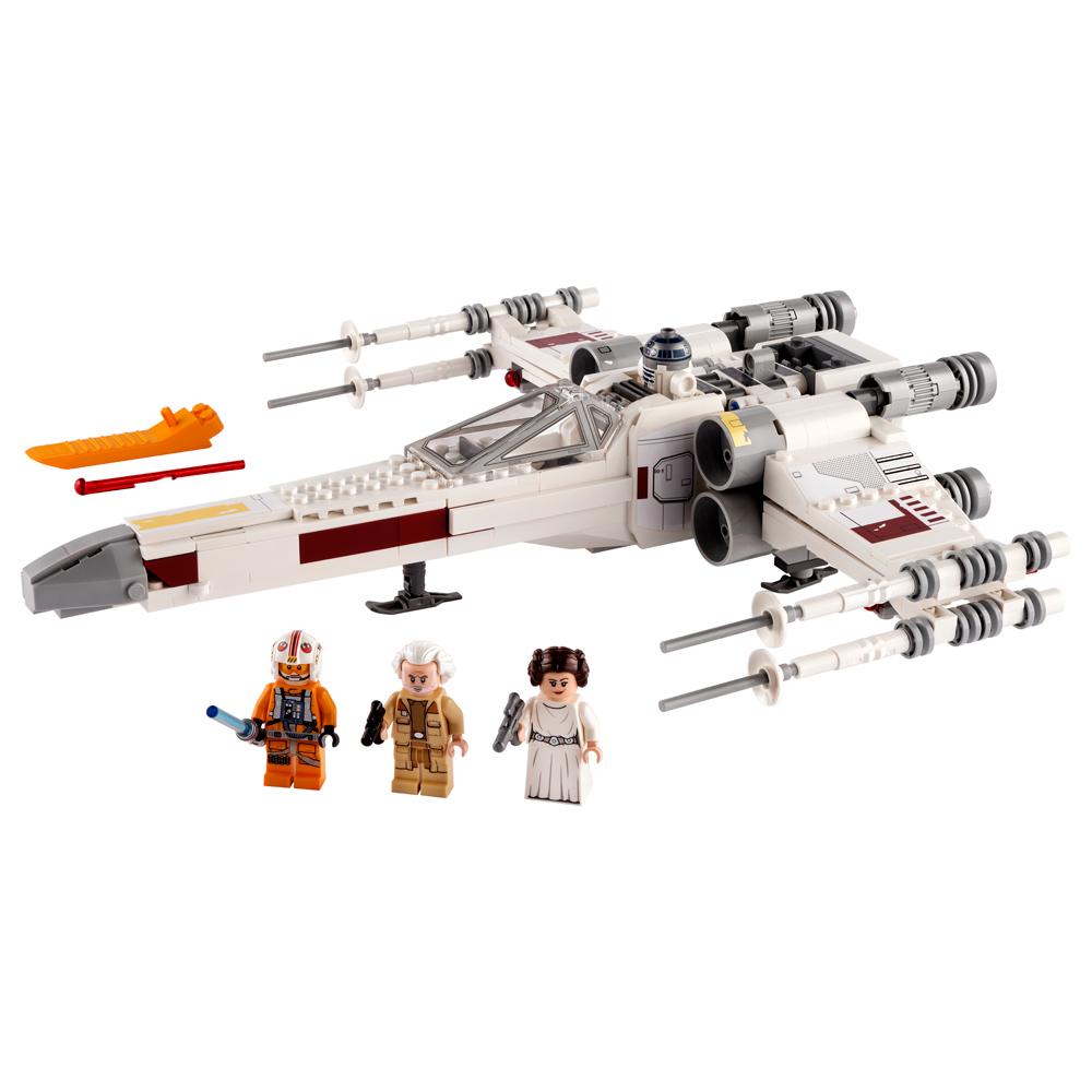 View 2 LEGO Star Wars Luke Skywalker's X-Wing Fighter 474 Piece Set 75301 Ages 9+ 75301